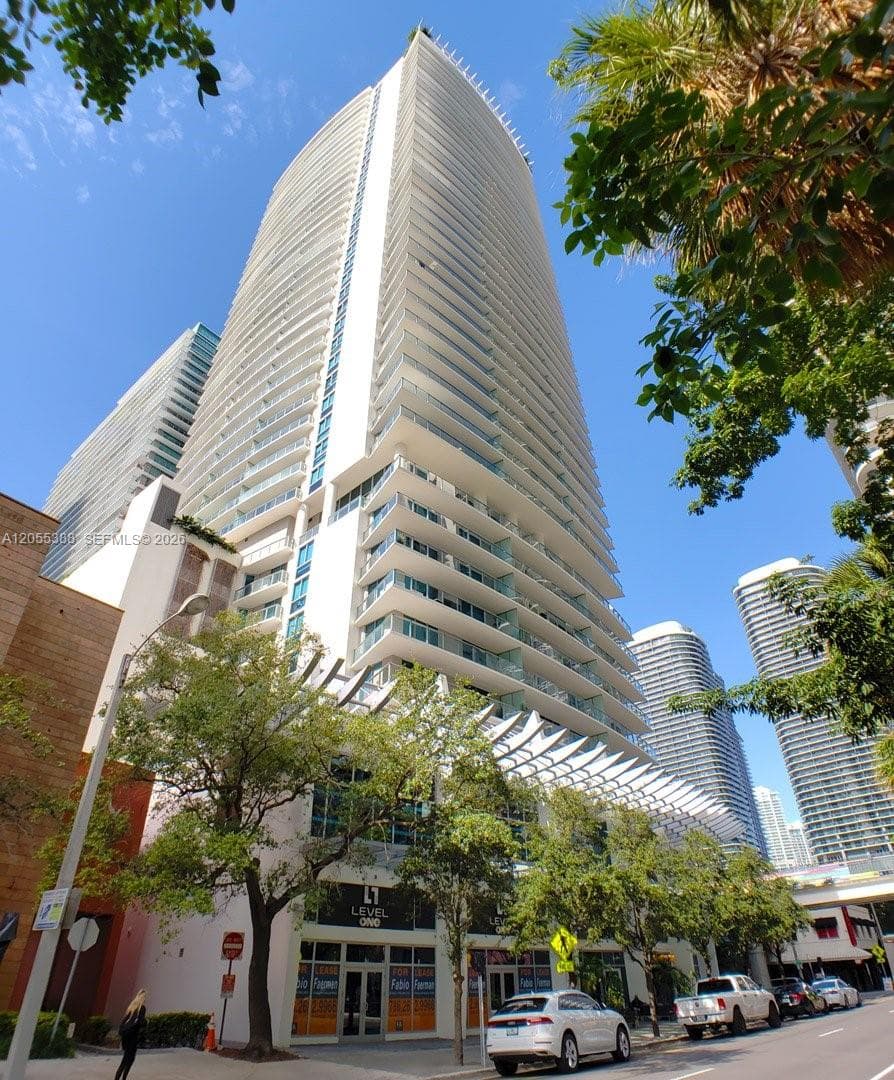 Millecento Unit 1205 condo pending at 1100 S Miami Ave # 1205, Miami FL 33130